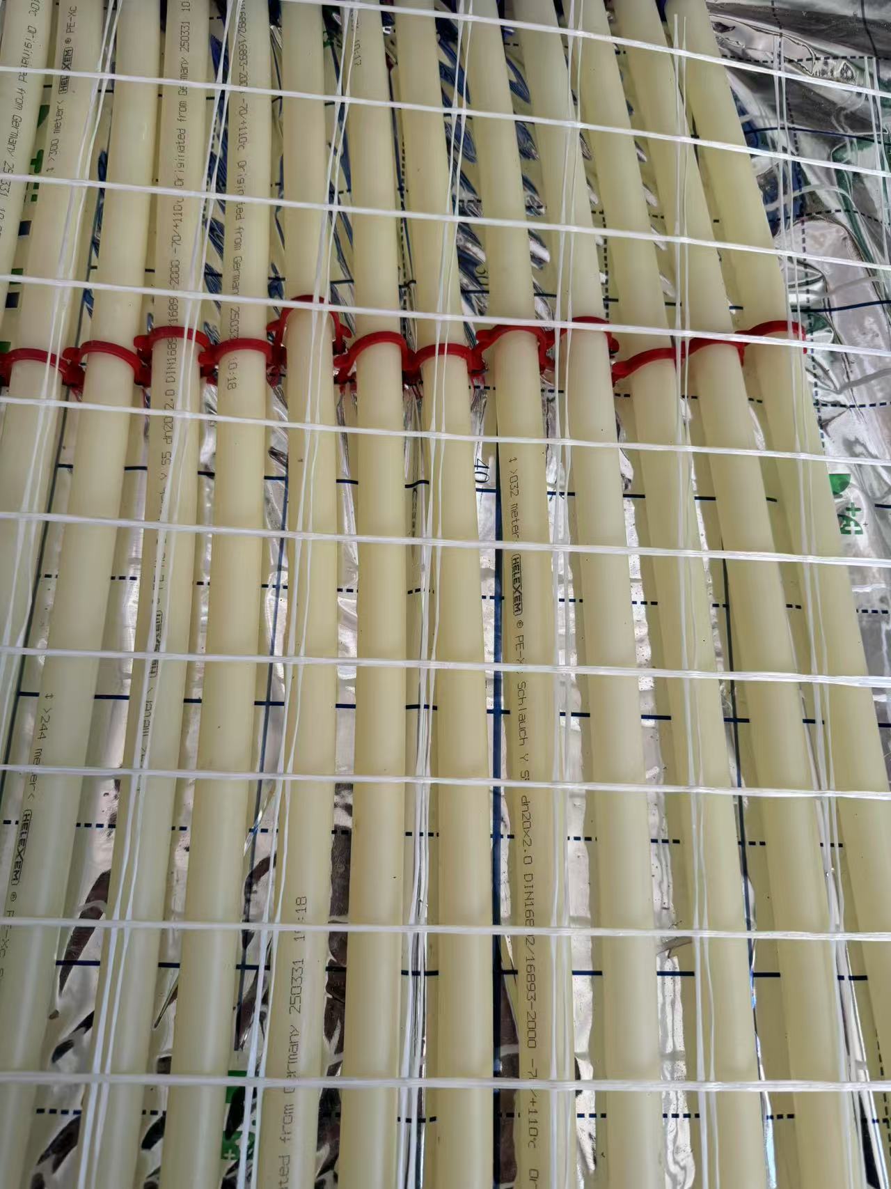 1751509784132161.jpg 1751509784132161.jpg